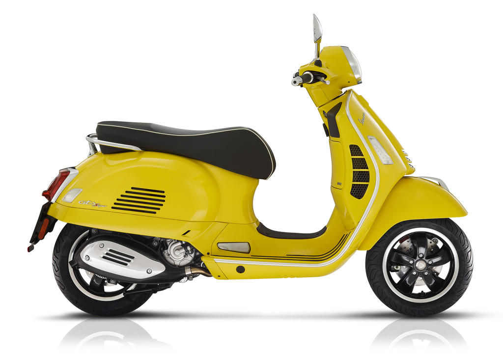 Achat Vespa GTS SUPER 300 HPE E5 300 cm3 neuf à Nice chez Scoot Center-1
